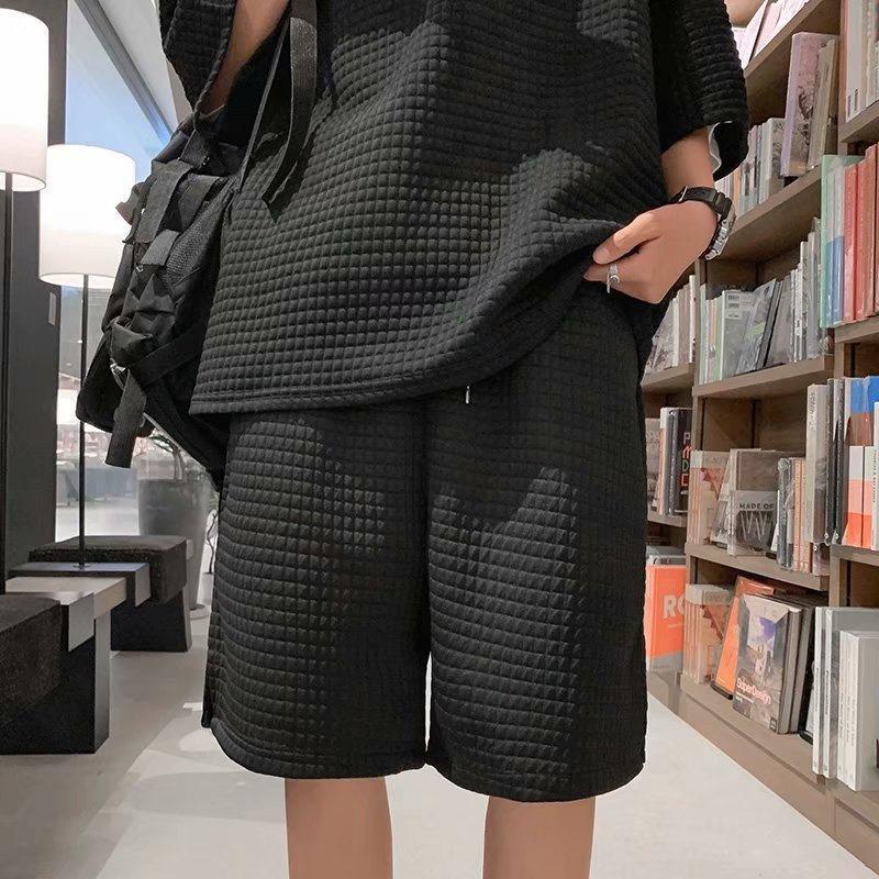 Men's Set: Short-Sleeve T-Shirt and Shorts