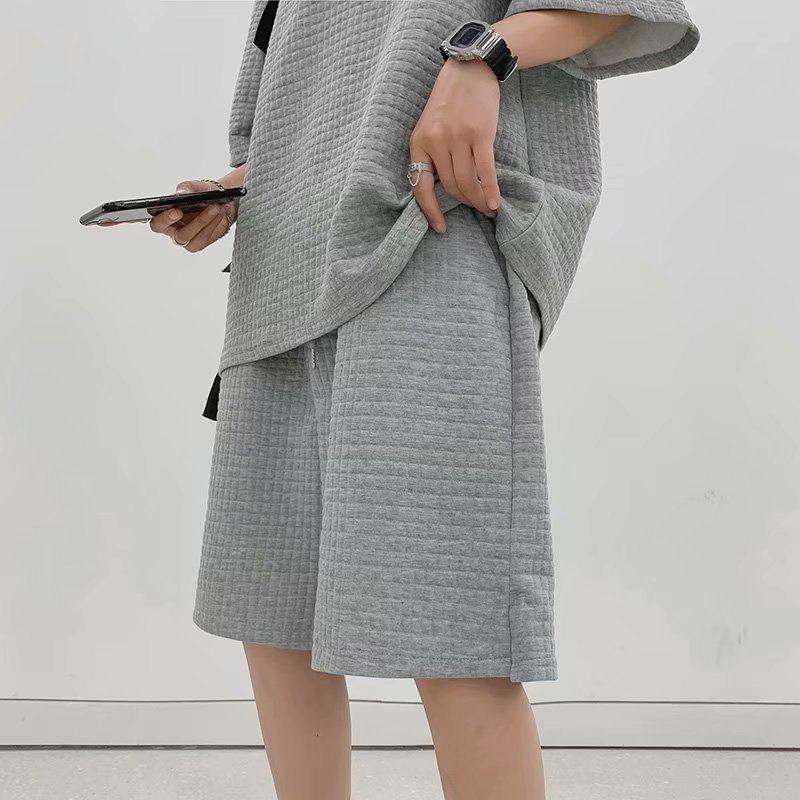Men's Set: Short-Sleeve T-Shirt and Shorts
