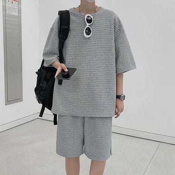 Men's Set: Short-Sleeve T-Shirt and Shorts