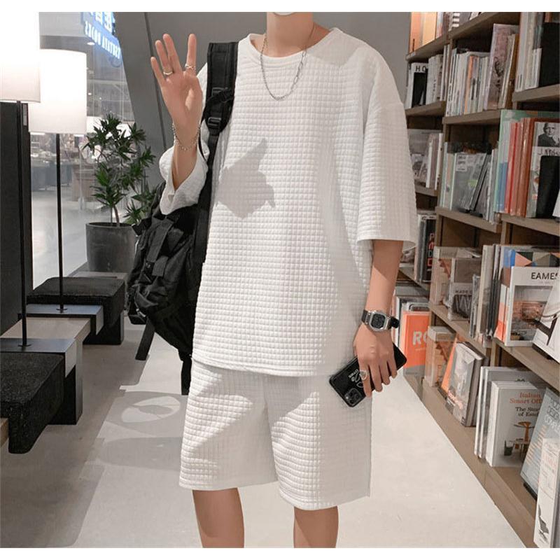 Men's Set: Short-Sleeve T-Shirt and Shorts